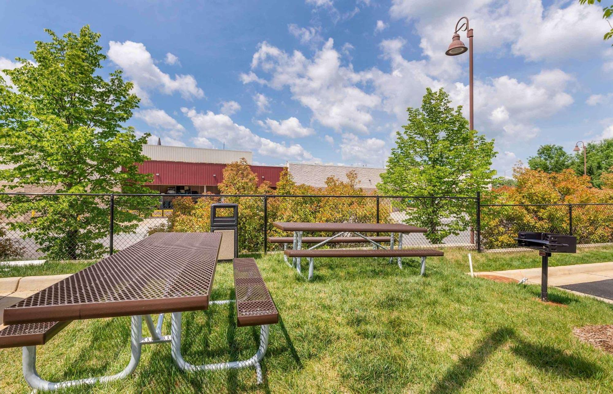 Extended Stay America Premier Suites - เฟรเดอริกส์เบิร์ก ภายนอก รูปภาพ